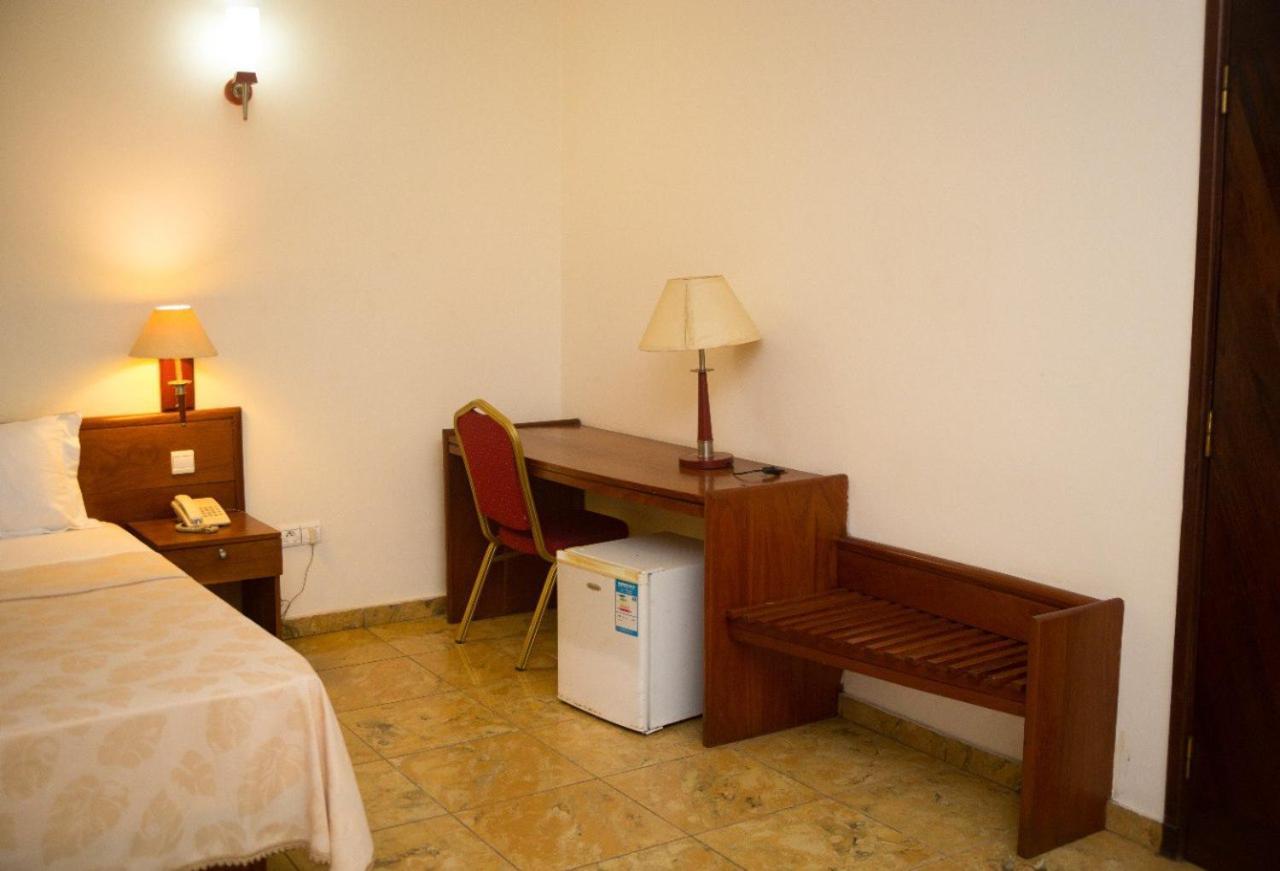 Hotel Marbella Lomé Eksteriør billede